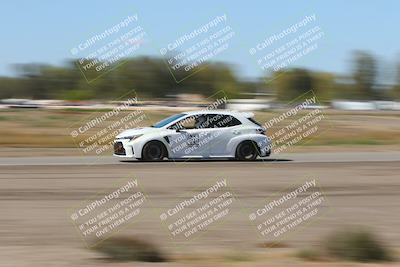 media/Oct-04-2025-OnGrid (Sat) [[44bd565ffa]]/Green Group/Grapevine/